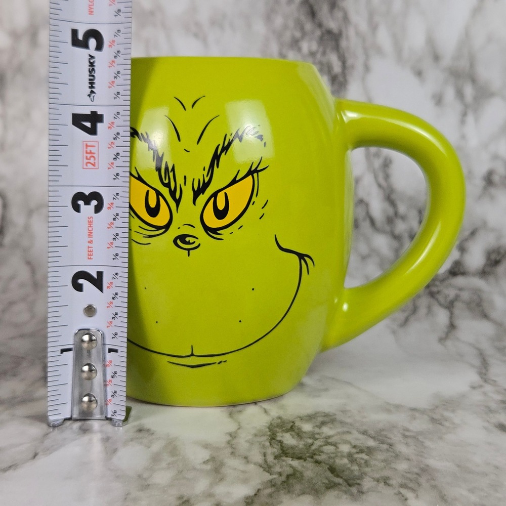 The Grinch Naughty Nice Mug Bioworld Dr Seuss Green Christmas Coffee Cup - Picture 7 of 10